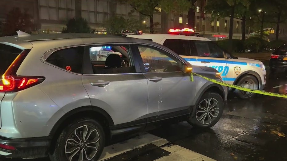 A pregnant 19-year-old woman was shot in a car in Manhattan.