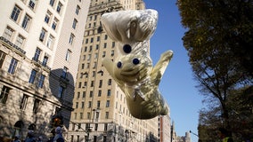 High-flying balloon characters star in Thanksgiving parade