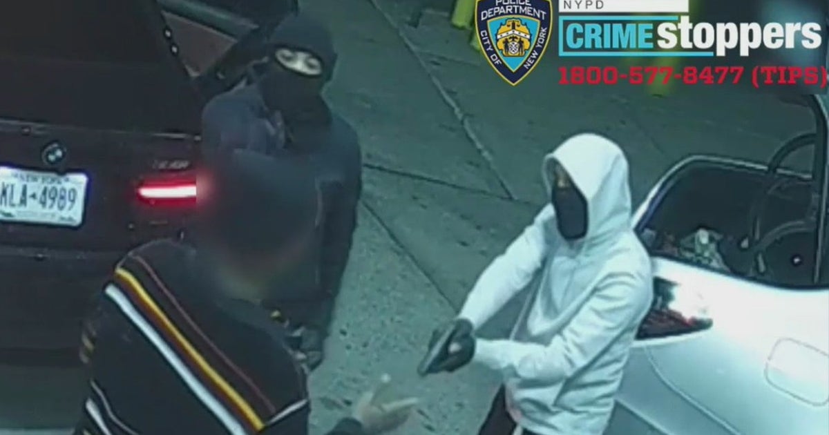 Suspects wanted for string of armed robberies across NYC: NYPD | FOX 5 ...