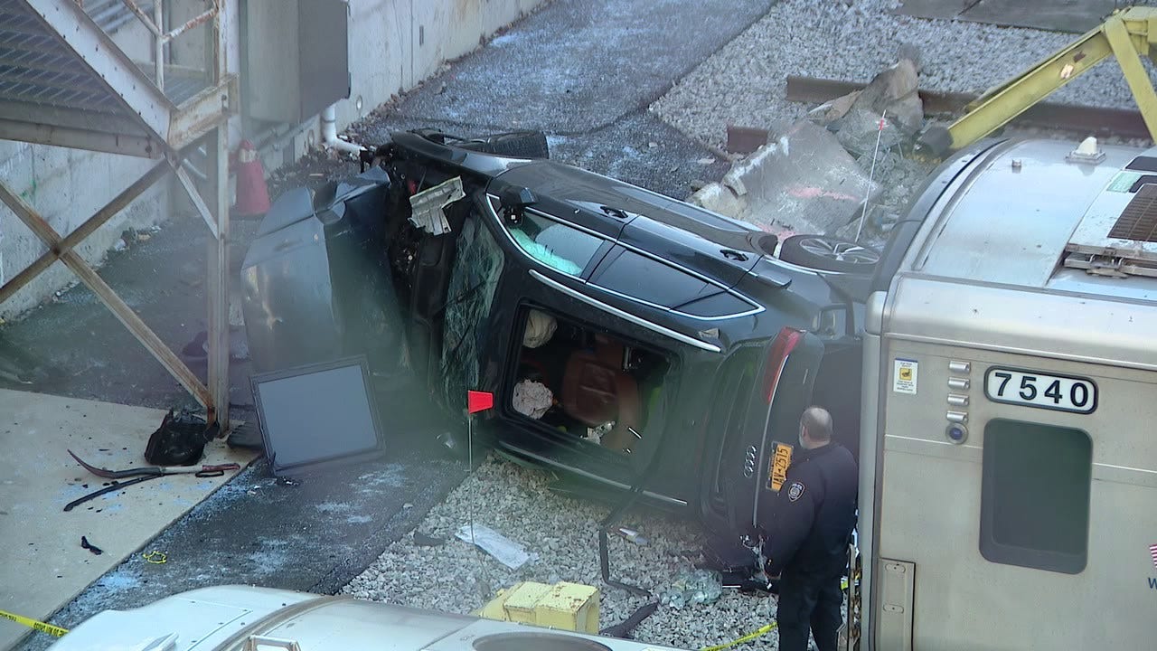 1 Dead, 1 Critical After Car Falls Into LIRR Trainyard In Brooklyn ...