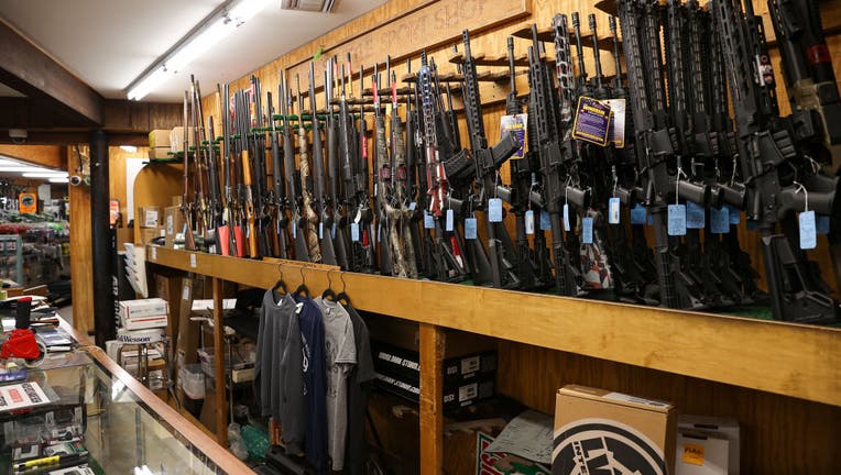 Gun sales in USA