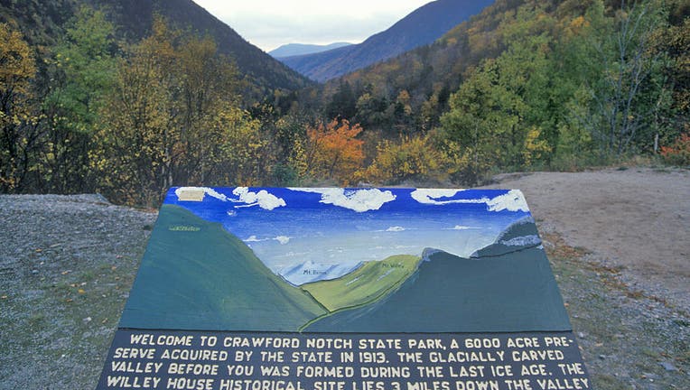 Welcome plaque at entrance of Crawford Notch State Park, NH on Route 112