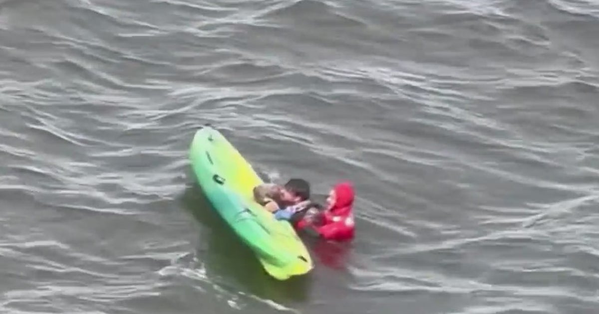 Suffolk County Police rescue hunter after kayak capsizes | FOX 5 New York