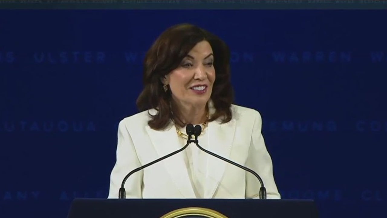 Gov. Kathy Hochul Makes History, Sworn In For First Full Term | FOX 5 ...