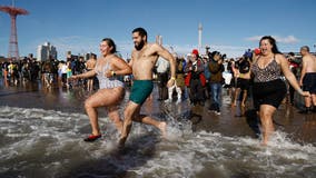Thousands hit the waves for annual Coney Island Polar Bear plunge