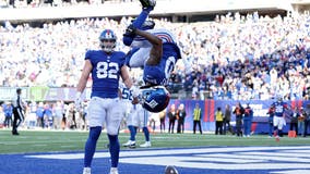 Giants rout Colts, reach playoffs for 1st time since 2016