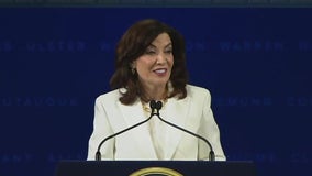 Gov. Kathy Hochul makes history, sworn in for first full term