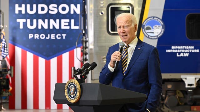 Biden highlights grant for Hudson tunnel, takes aim at GOP