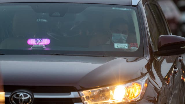 NY to require Uber, Lyft to have zero-emission fleets by 2030