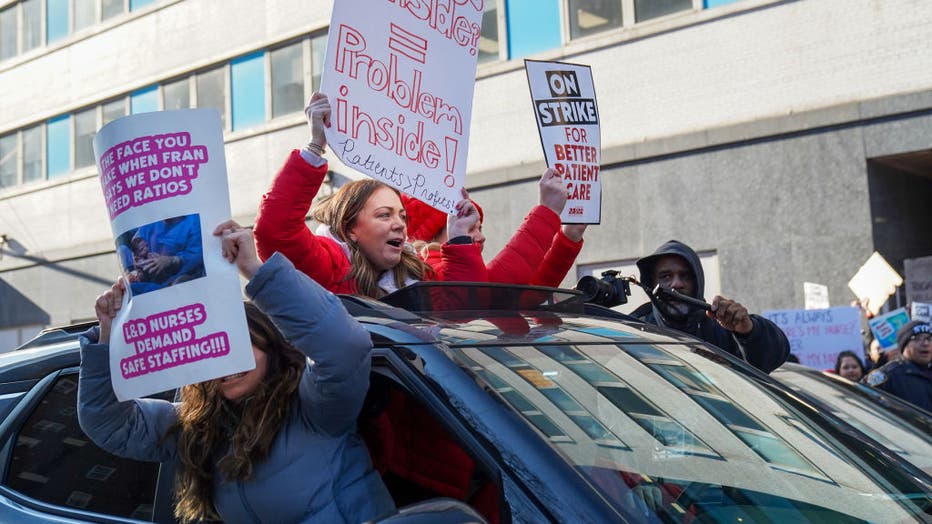 Thousands of nurses in two New York major hospitals on strike