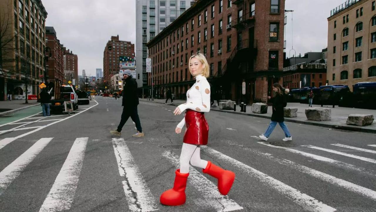  RAJOET Big Red Boot Astro Boy Fashion Big Red Boots