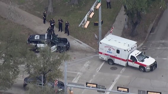 Suspect in stolen Houston FD ambulance captured after lengthy police chase