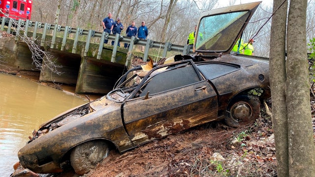 Human bones in car matched to student from Georgia missing since 1976