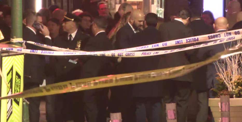 22-year-old man fatally shot in Times Square during rush hour
