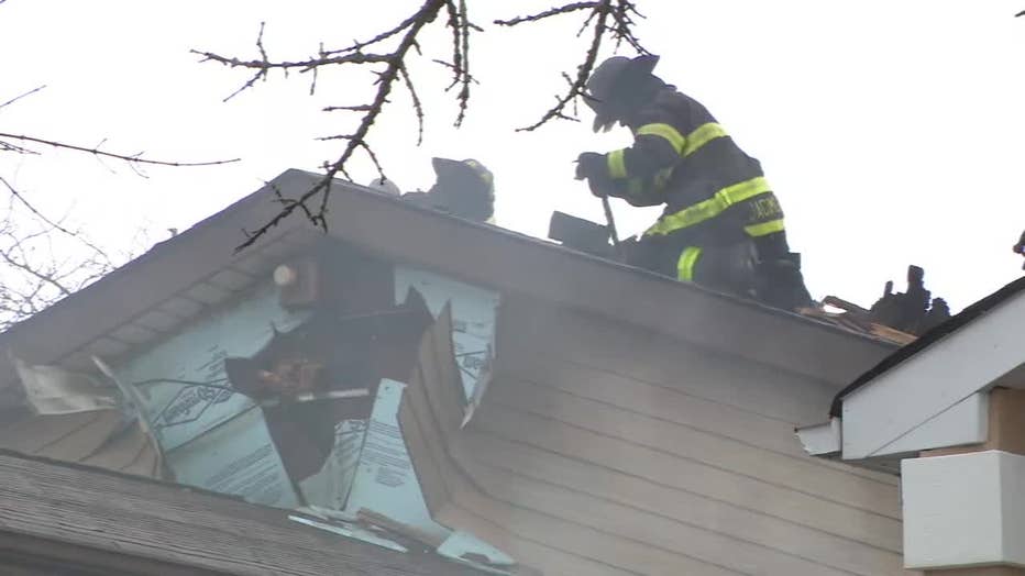3 FDNY firefighters were seriously hurt battling a fire on Staten Island on Friday.