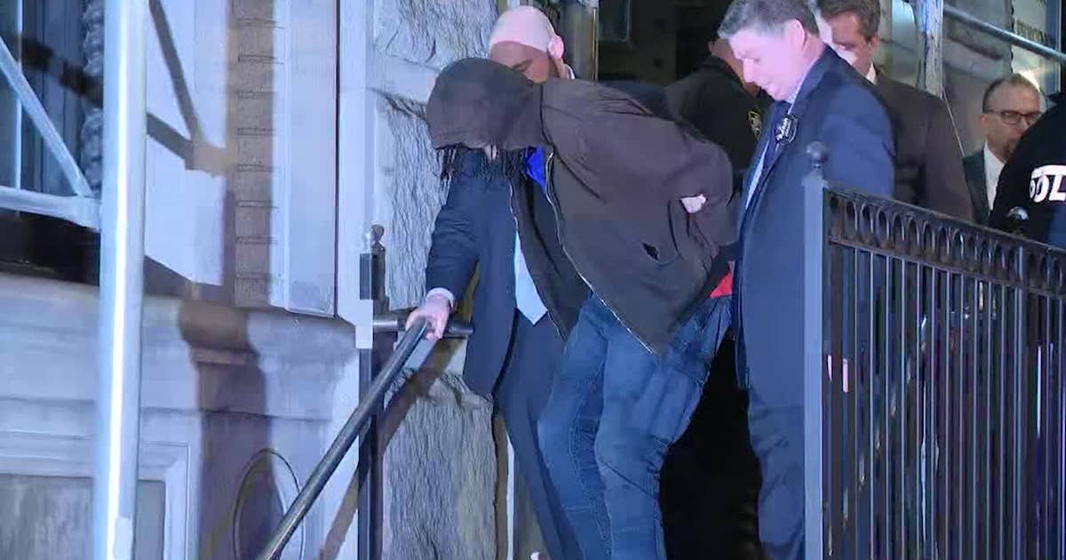 Accused masked gunman arrested in Manhattan bodega murder | FOX 5 New York