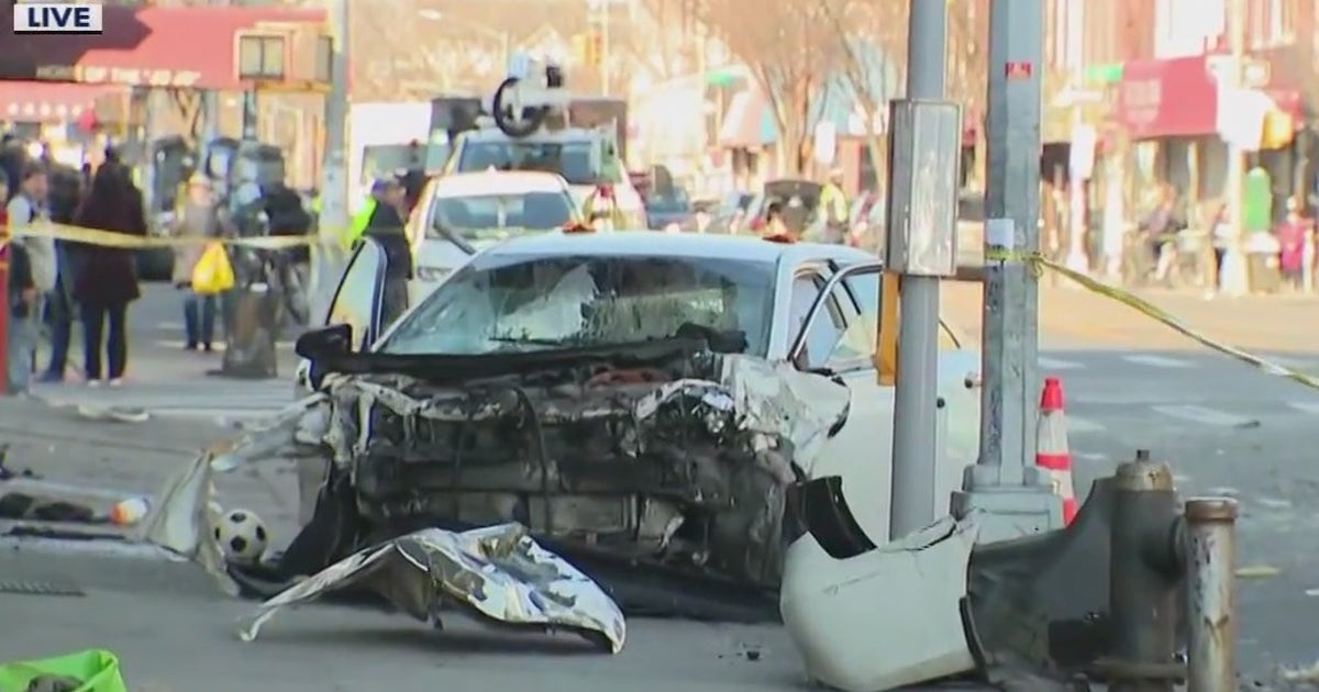 Two dead, five injured after car crash in Brooklyn | FOX 5 New York