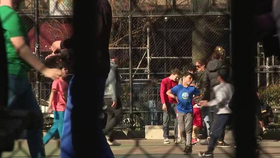 'Helicopter parenting': Study shows negative effects on kids' development