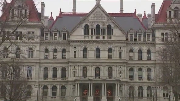 Lawmakers under pressure as NY state budget deadline looms amid bail reform pushback