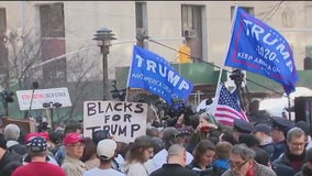 Pro-, anti-Trump protesters create spectacle outside NYC courthouse