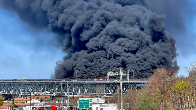 Deadly tanker fire along Connecticut bridge closes I-95