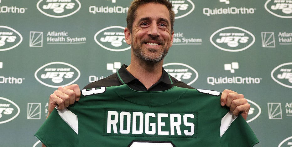 Rodgers latest aging NFL star to join Jets late in career - Record