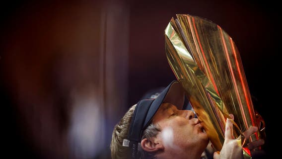 College Football Playoff schedule to include 12 teams, New Year's Day tripleheaders