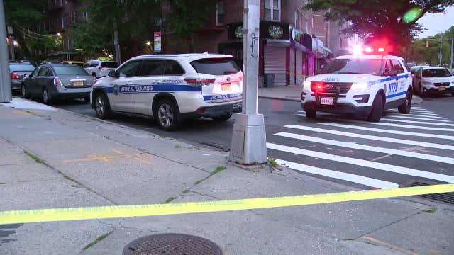 Man, 65, fatally shoots armed robbery suspect in Queens: NYPD