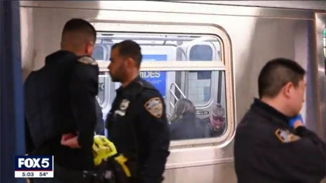 Subway chokehold death: Police seek more video and witness testimony