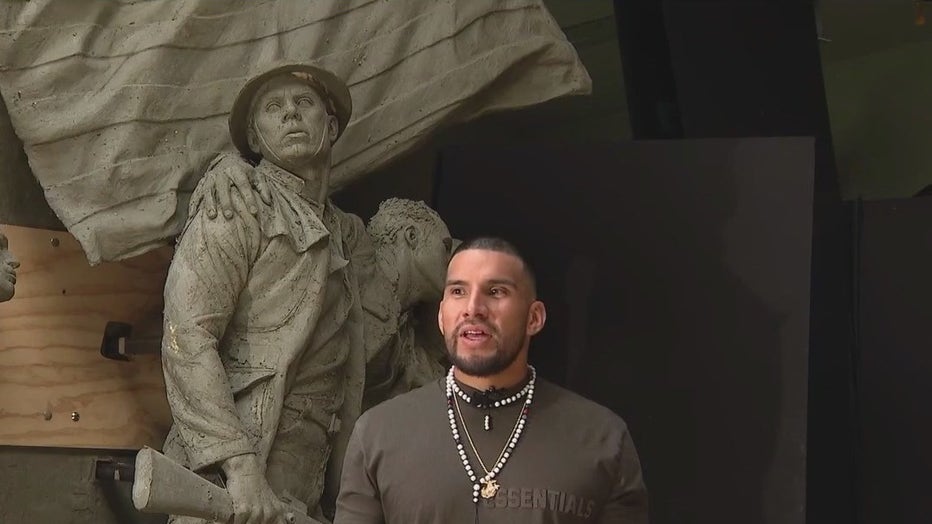 Sabin Howard sculpture