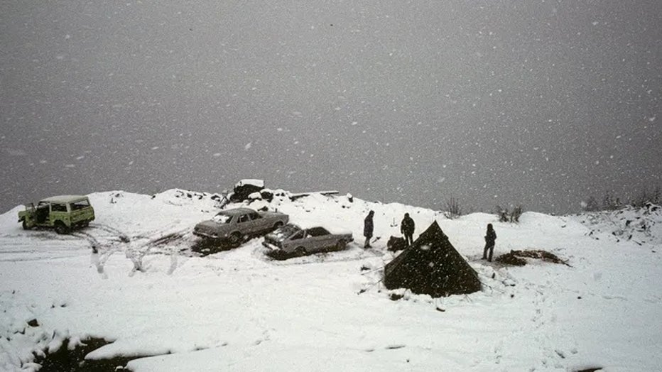 st_helens_snowstorm_040580_usgs.jpg