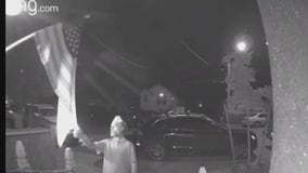 Suspect arrested after setting American flag on fire on Staten Island: NYPD