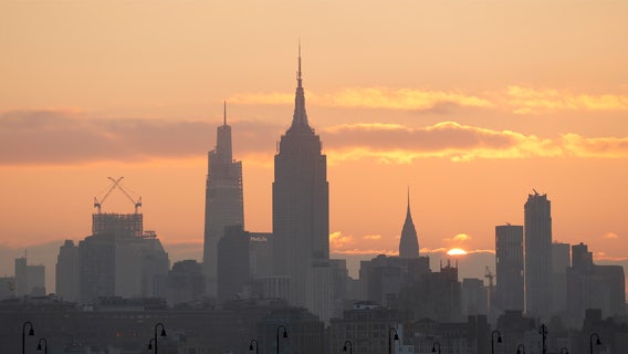 NYC air quality: Forecast, outlook for Thursday and beyond