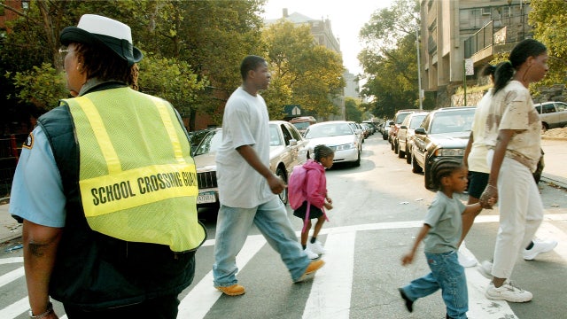 'More, not less': Concerns rise as NYC eliminates crossing guard jobs