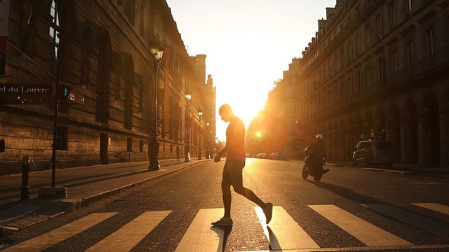 Fitness company wants to pay you $10K to walk 10,000 steps in a day