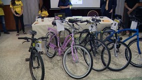 NYC program gifts bicycles to asylum seekers