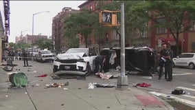 2 teens dead, 4 injured after multi-vehicle crash in Washington Heights