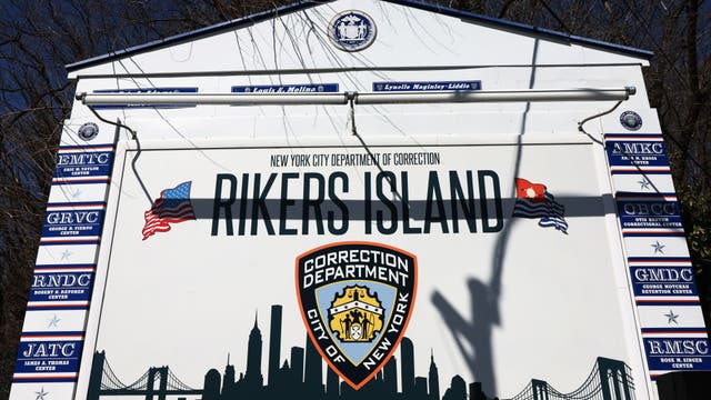 Feds push for Rikers Island takeover