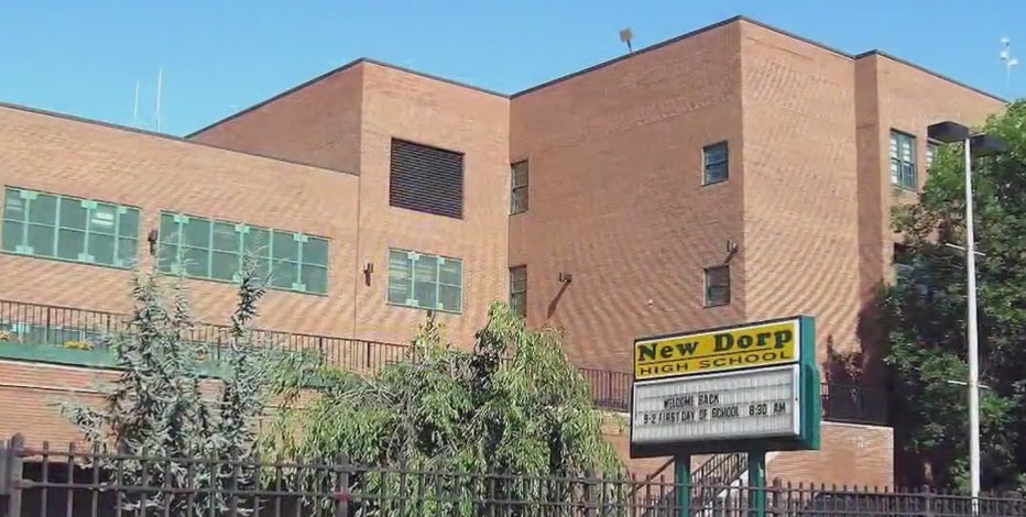 Could NYC house asylum seekers in public schools?