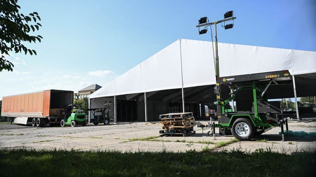 NYC migrant crisis could cost taxpayers $12B: Mayor