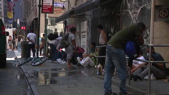 NYC migrant crisis: Gov. Hochul calls on federal government to help