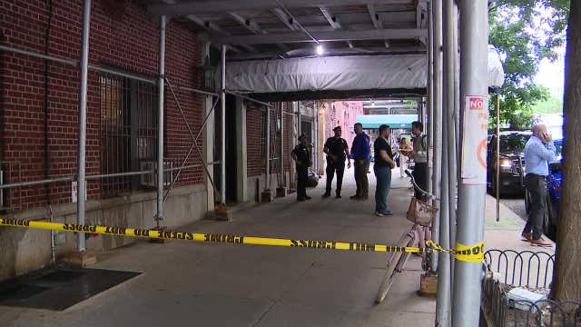 Family of 4 found stabbed to death inside Upper West Side apartment
