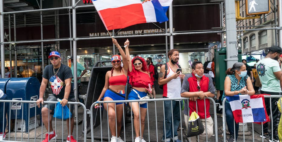 42nd National Dominican Day Parade Celebrates Merengue in NYC 