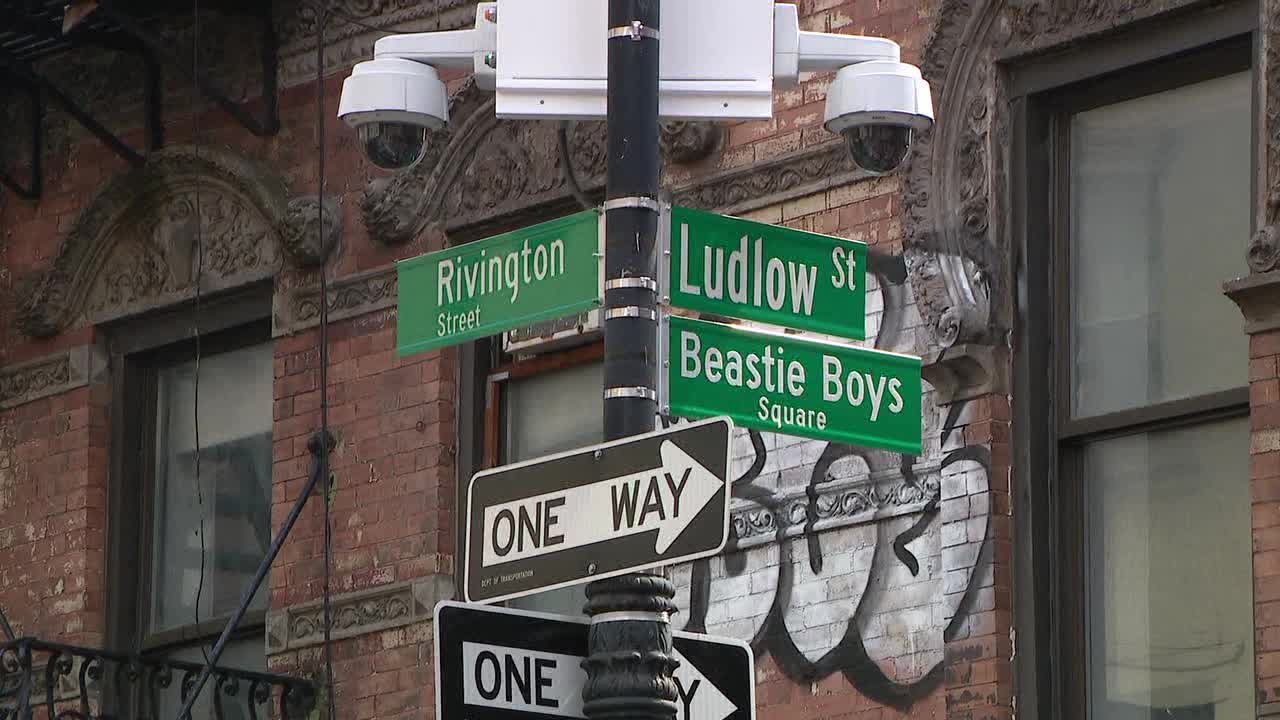 野兽男孩的遗产随着纽约街道改名而增长