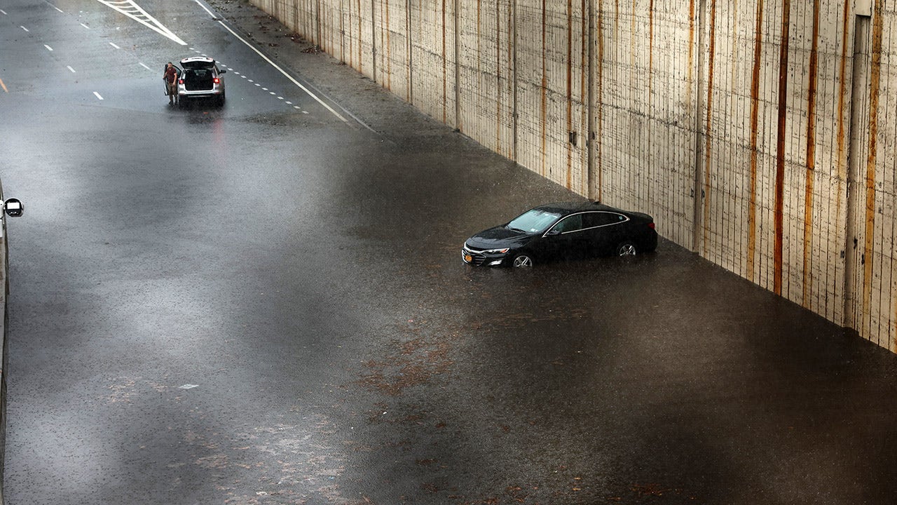 NYC Weather: Heavy Rain, Flooding In Brooklyn Impacting Public Transit ...