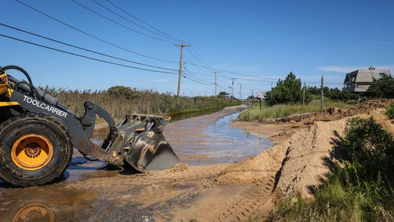 Post-Tropical Cyclone Lee passes Long Island's South Shore