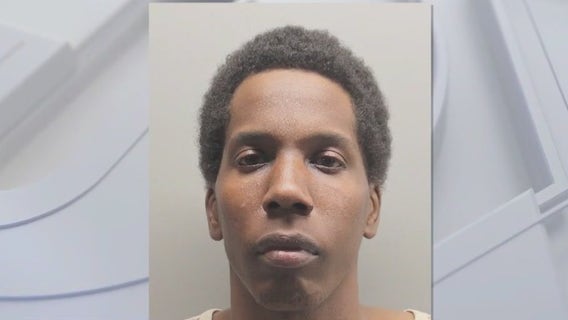 Man arrested in Hempstead after alleged stabbing of elderly woman