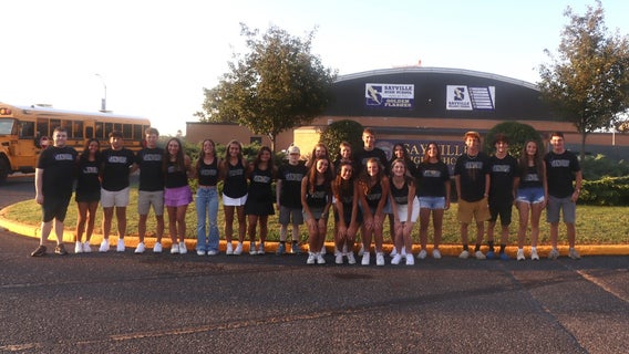 Twin-sanity: 11 sets of twins make history for their high school