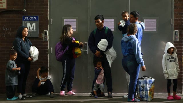 NYC migrant crisis: Hochul explores state-level work permits for migrants