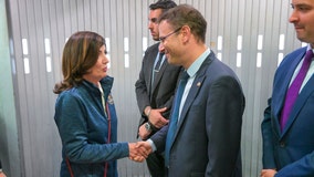 Gov. Hochul arrives in Israel to express solidarity, meet with families of hostages